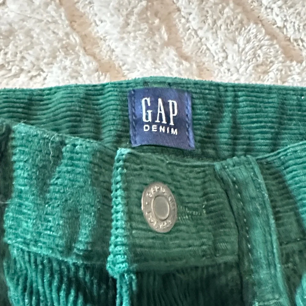 GAP euc trousers ideal